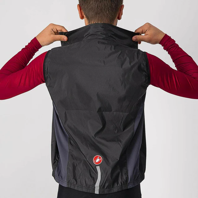 Castelli Squadra Stretch Vest - Image 8