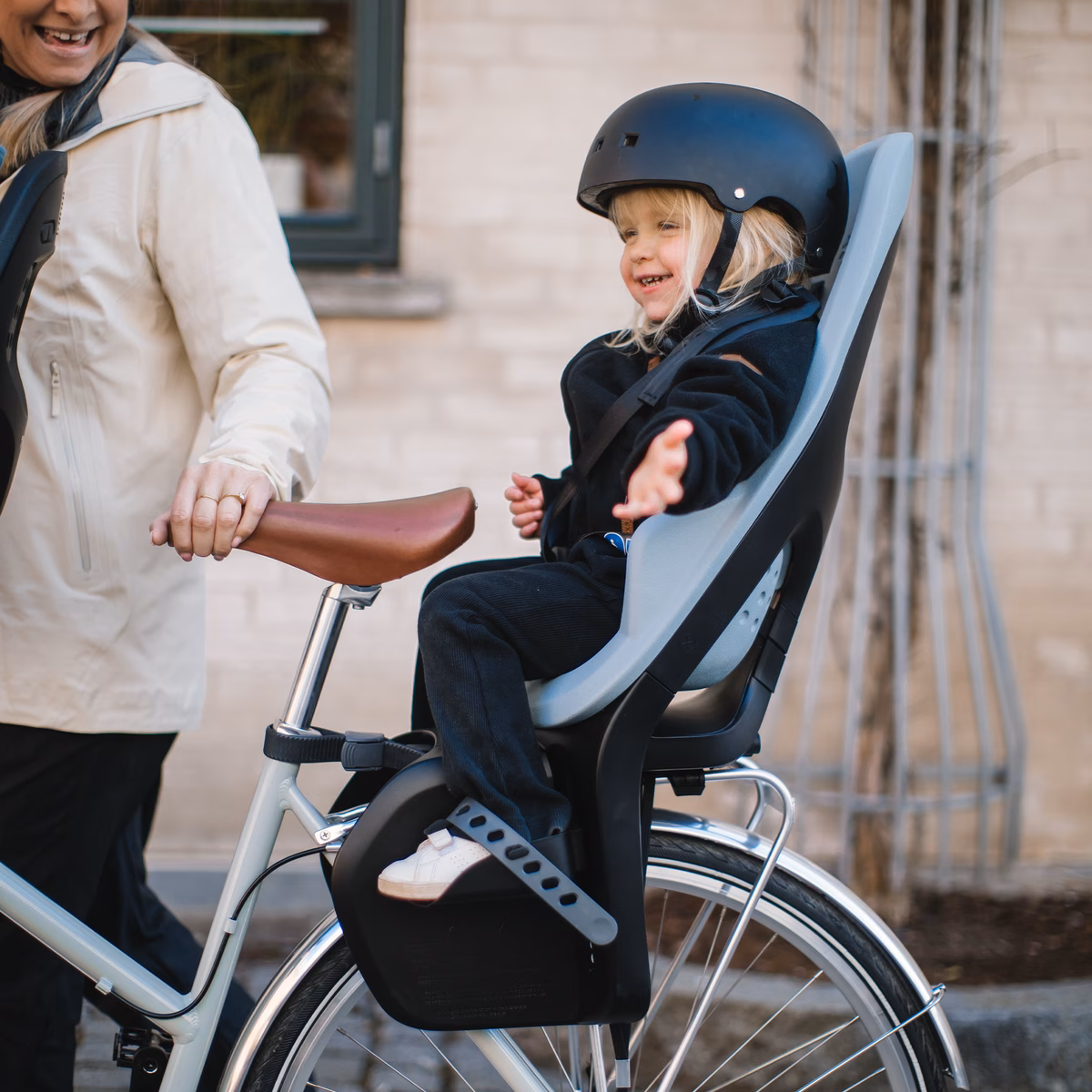 Thule Yepp 2 Maxi Rack Mounted Child Seat MIK HD Mount - Image 6