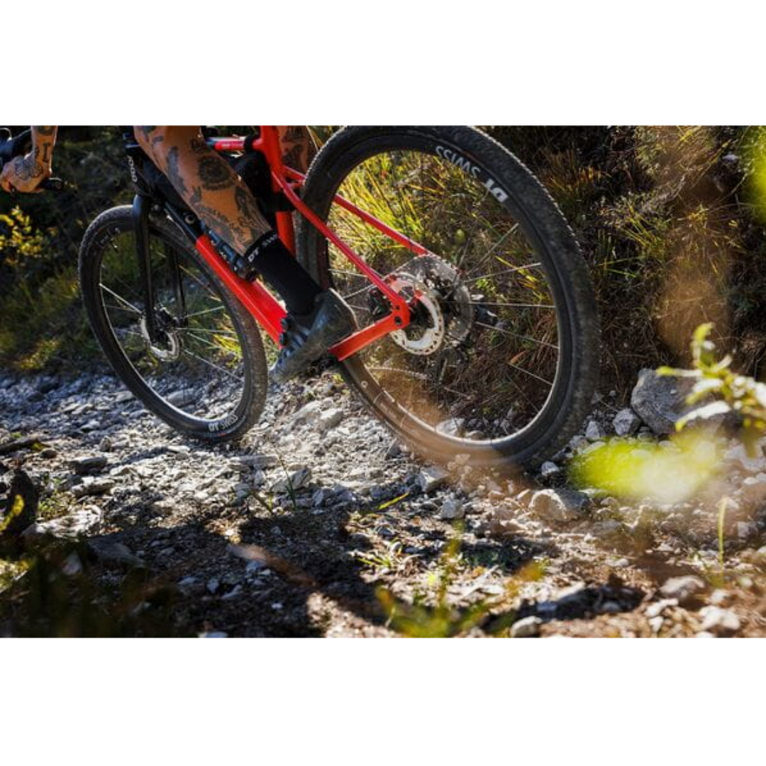 DT Swiss GRC 1400 DICUT Disc Brake 50mm Deep Carbon Clincher Wheel - Image 9