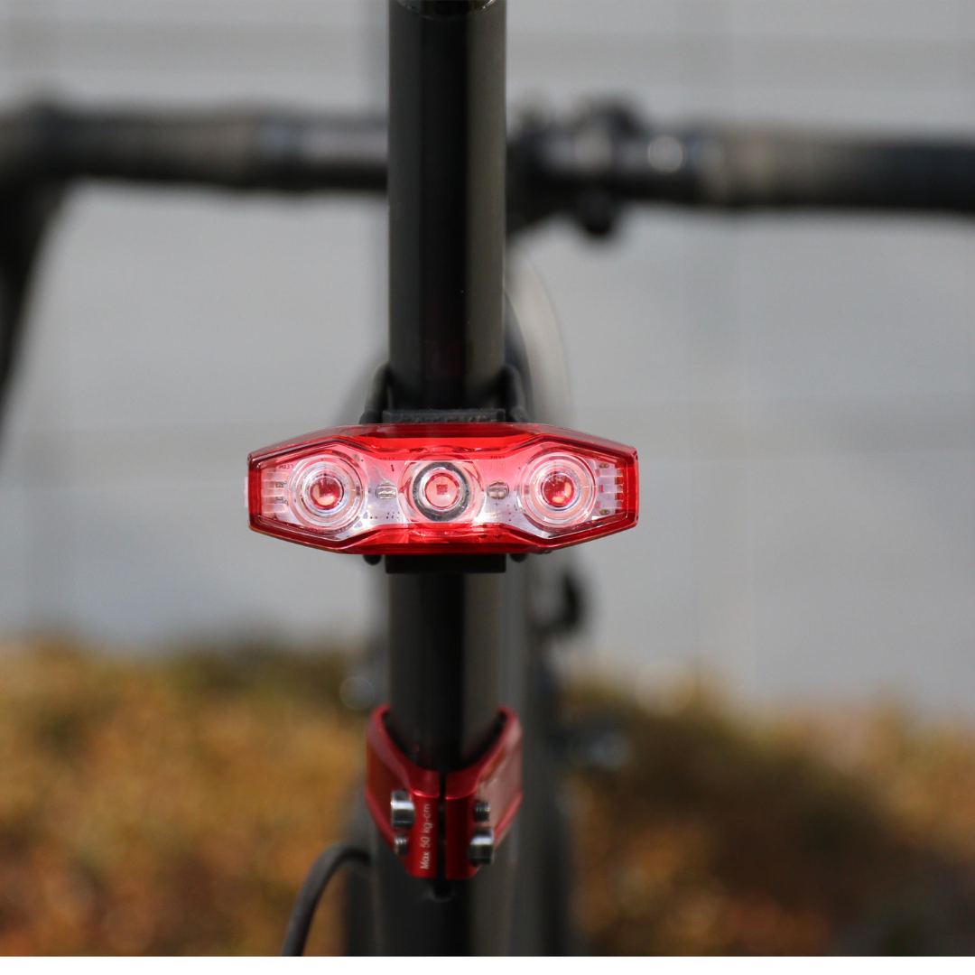 CatEye Viz 300 Rear Bike Light - Image 3