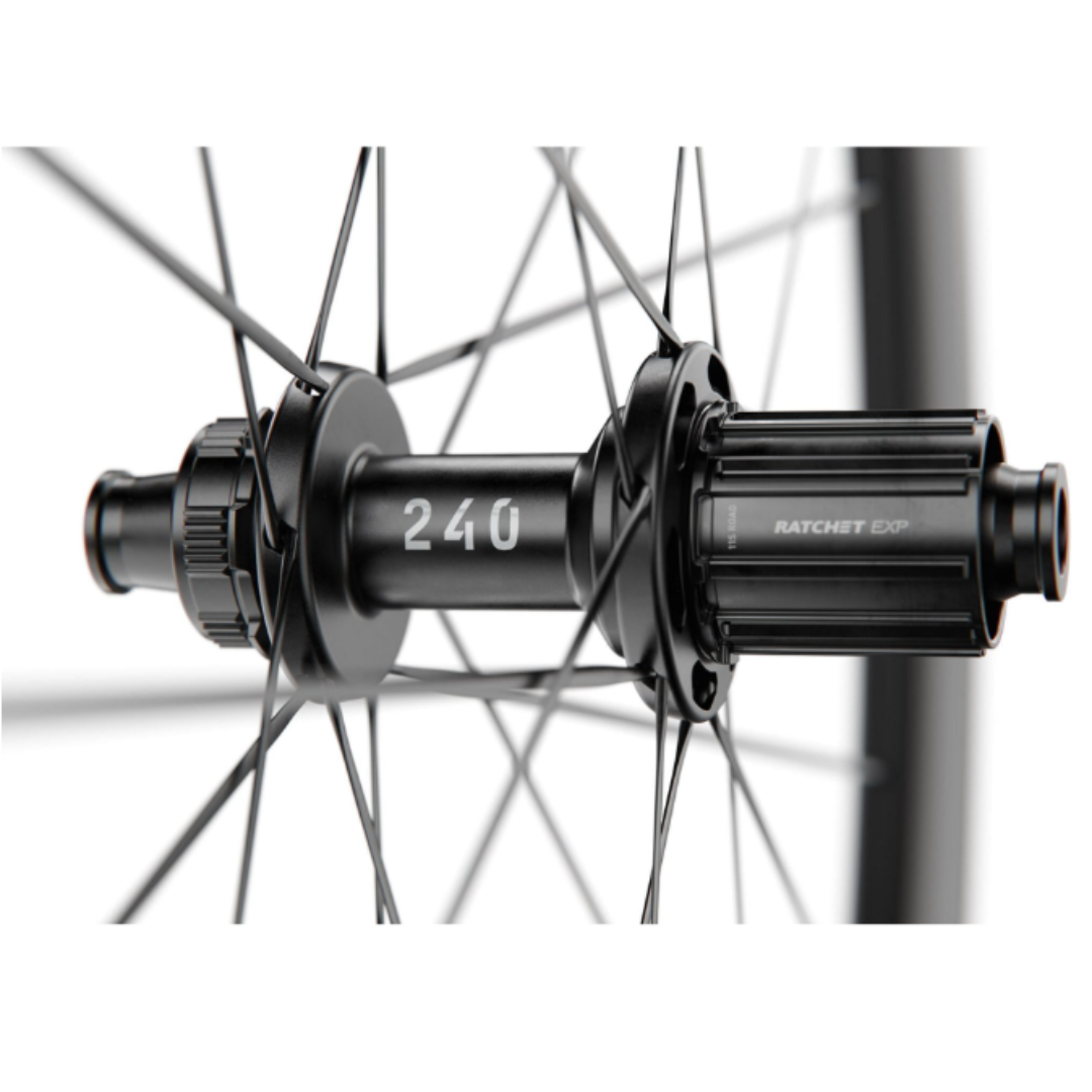 DT Swiss ARC 1400 DICUT 55mm Deep Disc Road Wheelset - Image 6