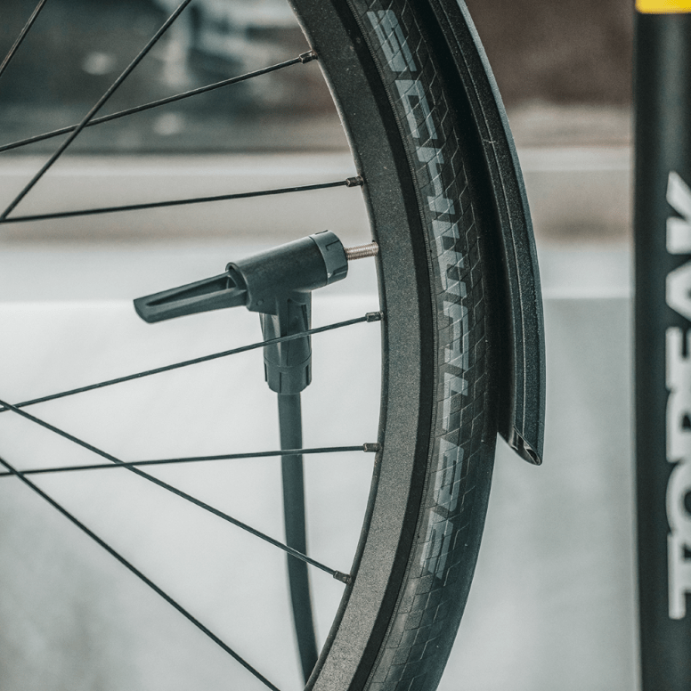 Topeak JoeBlow Sport EX Yellow Floor Pump - Image 4