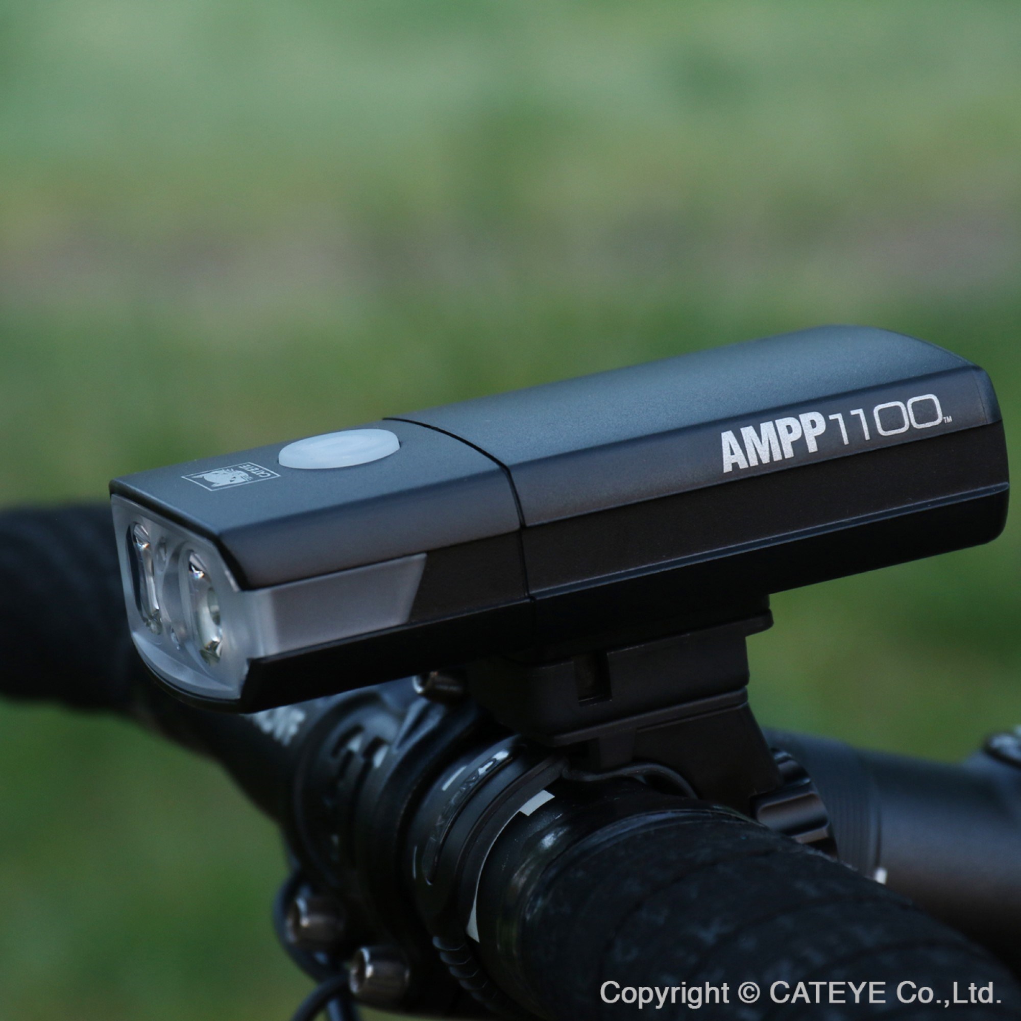Alternative view of Cateye AMPP 1100 Front Bike Light