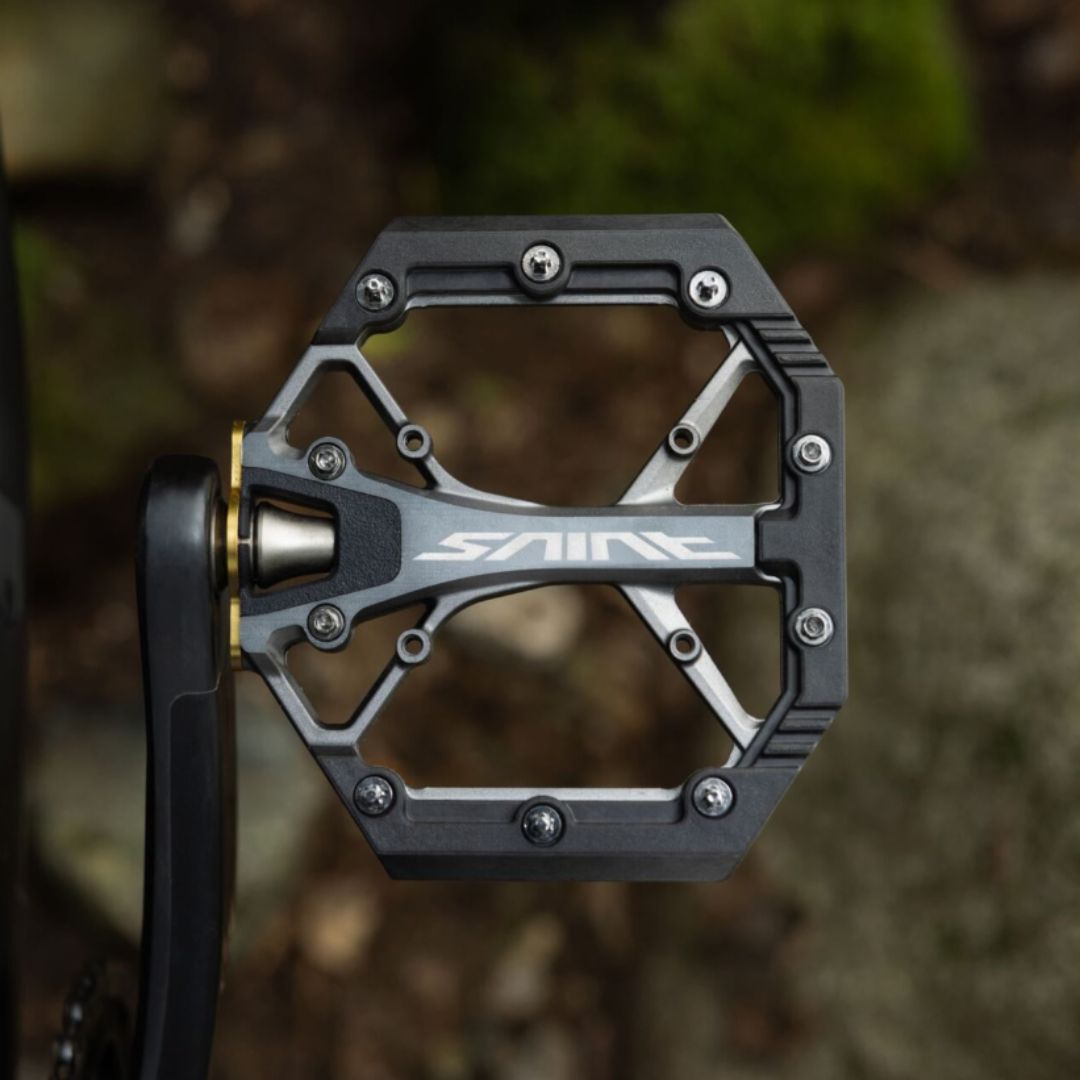 Shimano Saint PD-G8040 MTB Flat Pedals - Image 4