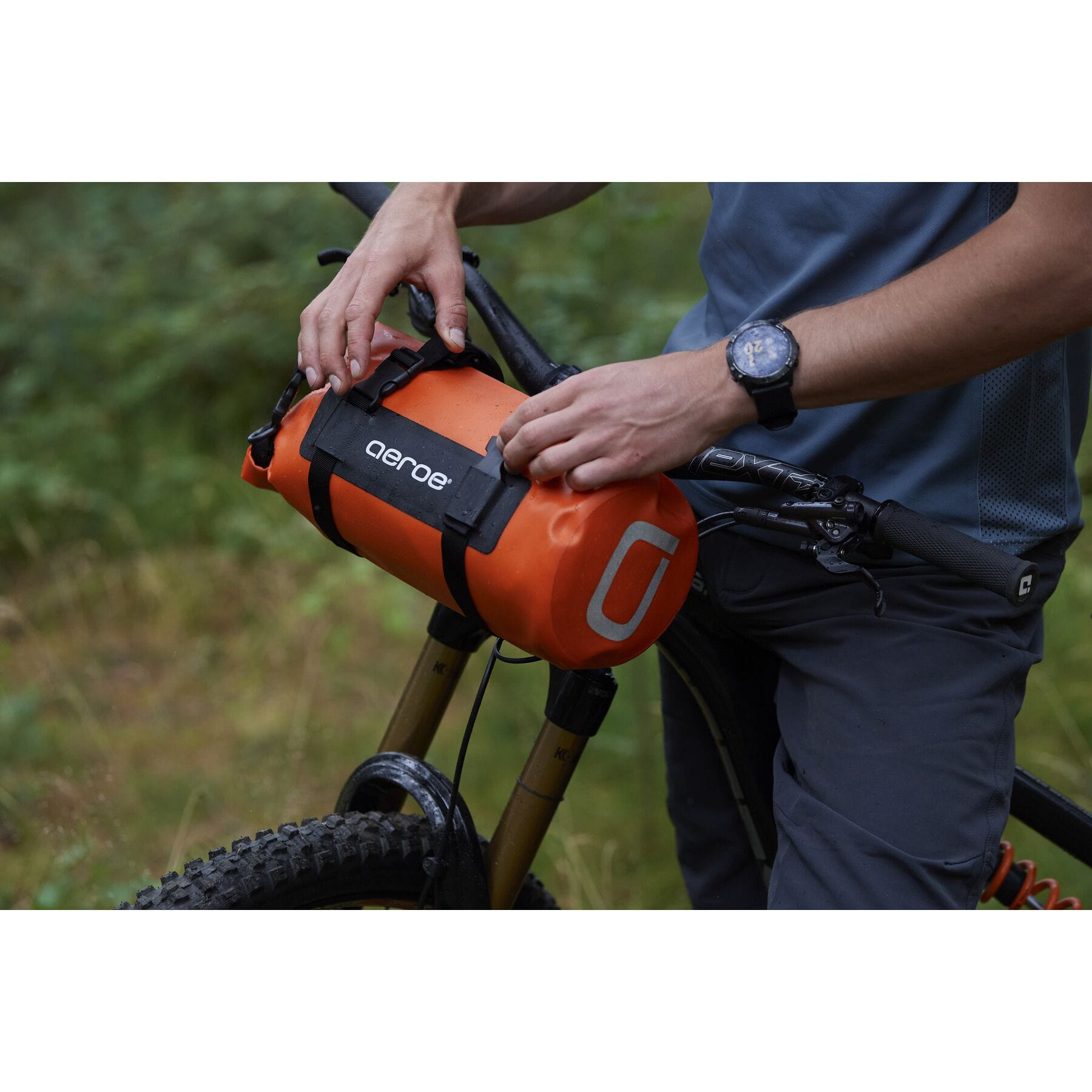 Alternative view of Aeroe Spider Handlebar Cradle