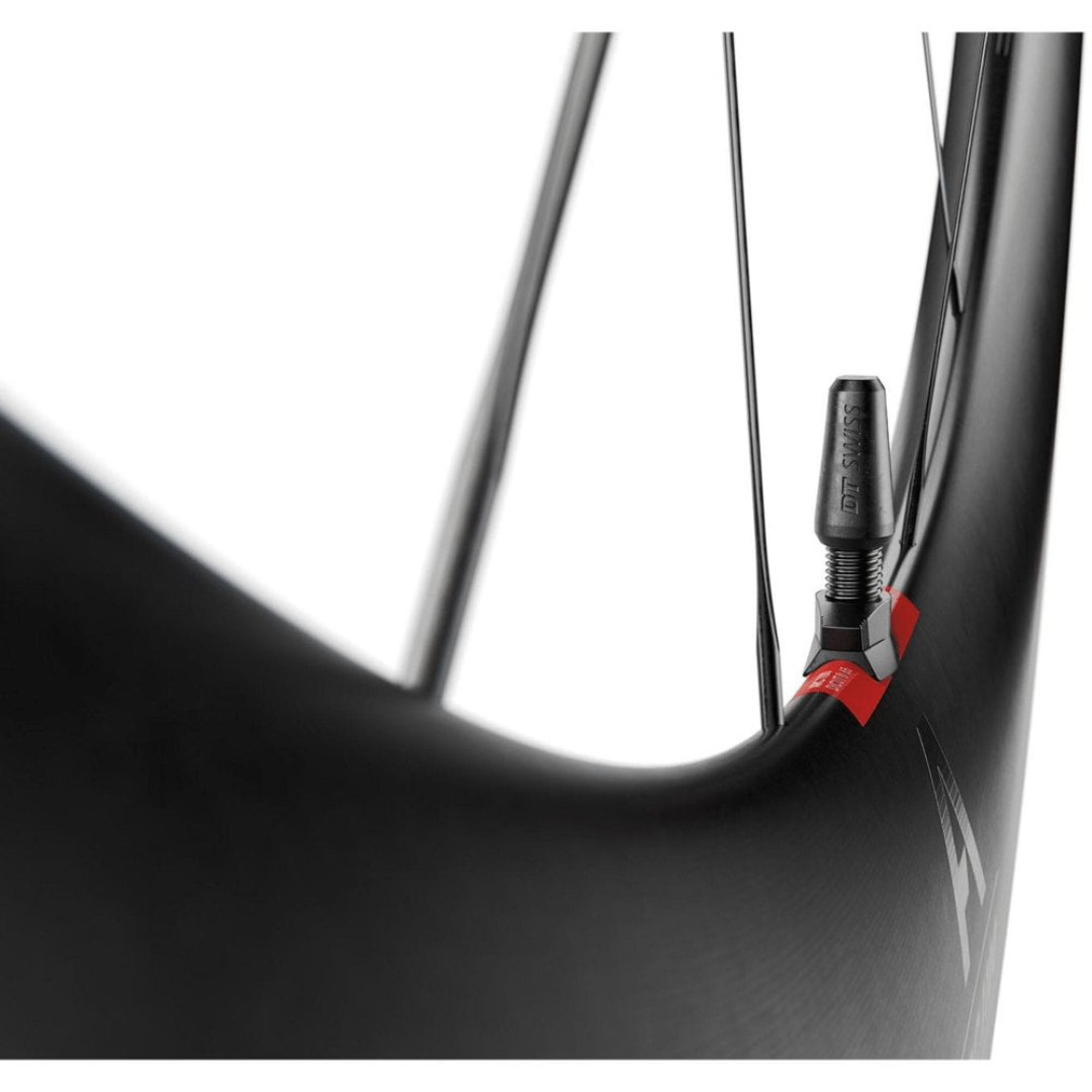 DT Swiss ARC 1100 DICUT Disc Brake WTS Wheel, Carbon Clincher 85 x 22 mm Rim, Front with Tyre - Image 3