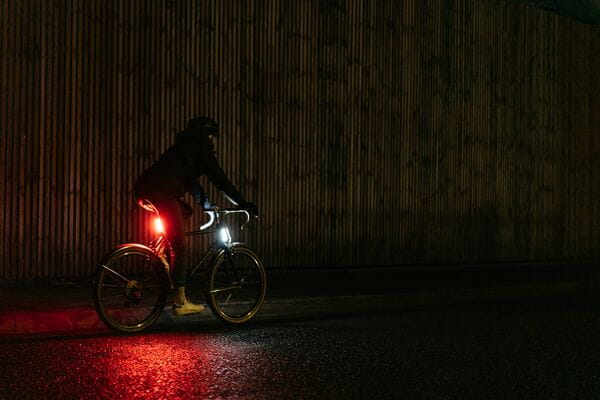 KNOG Mid Cobber Twinpack of Bike Lights - Image 6