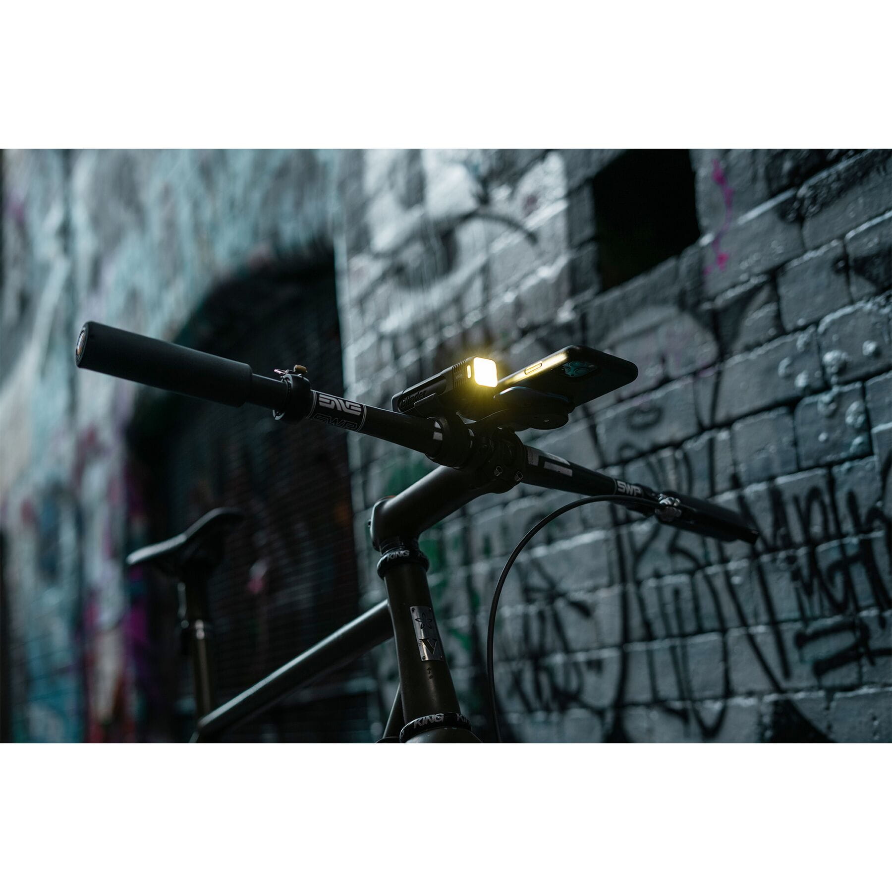 Knog Blinder Pro 600 Front Bike Light - Image 10