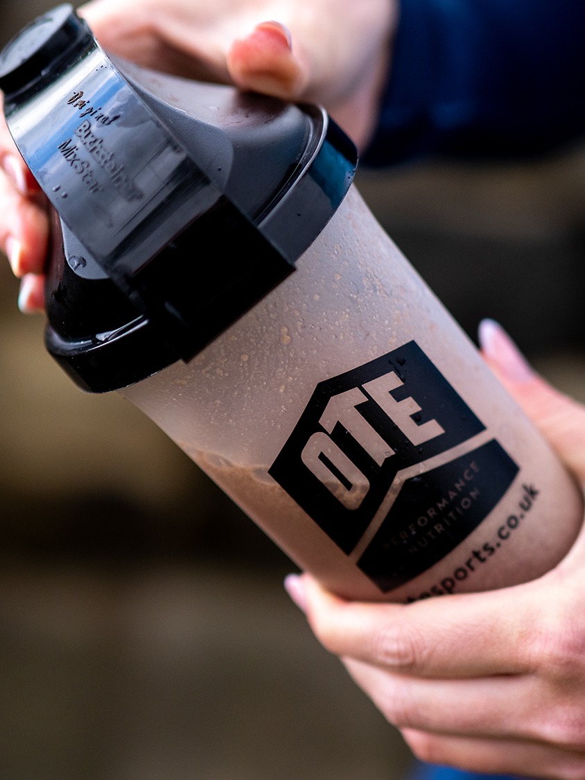 OTE Chocolate Whey Protein Chocolate Soya Protein Drink 14 Sachets - Image 2