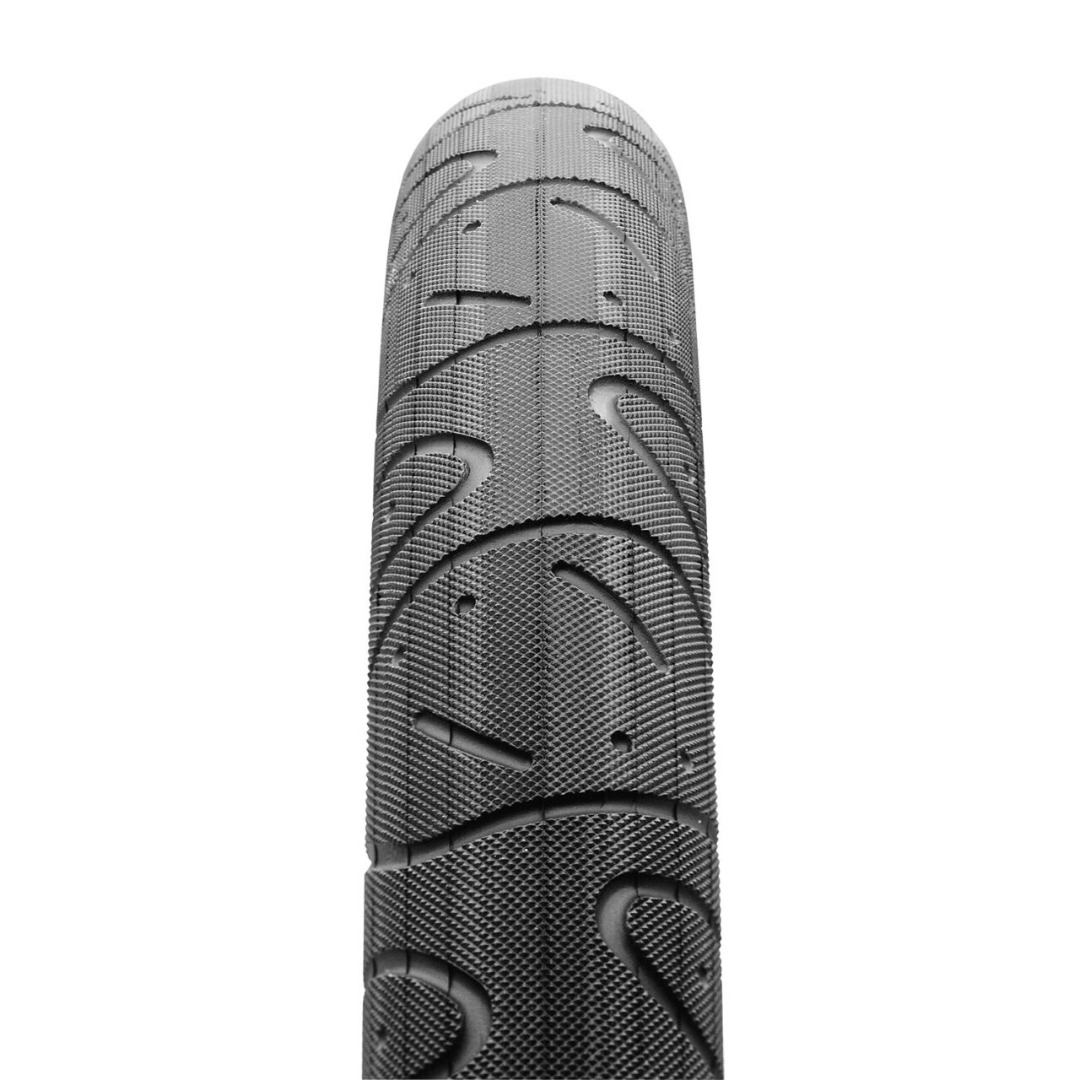 Maxxis Hookworm 60 TPI Tyre - Image 2