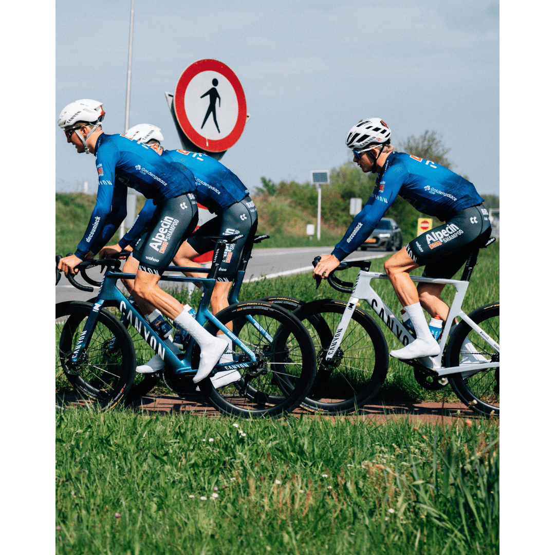 Spatzwear Windsock Pro Oversocks - Image 8